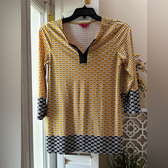 Sunny Leigh Yellow Black Graphic  Tunic medium - Picture 1 of 6